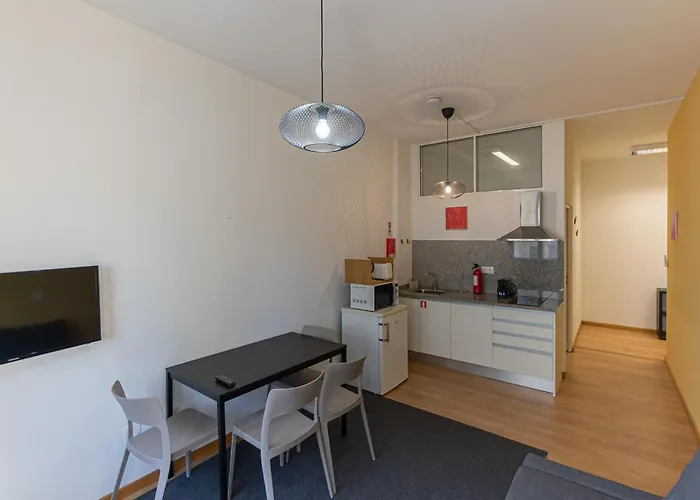 Oporto Spacious Apartment